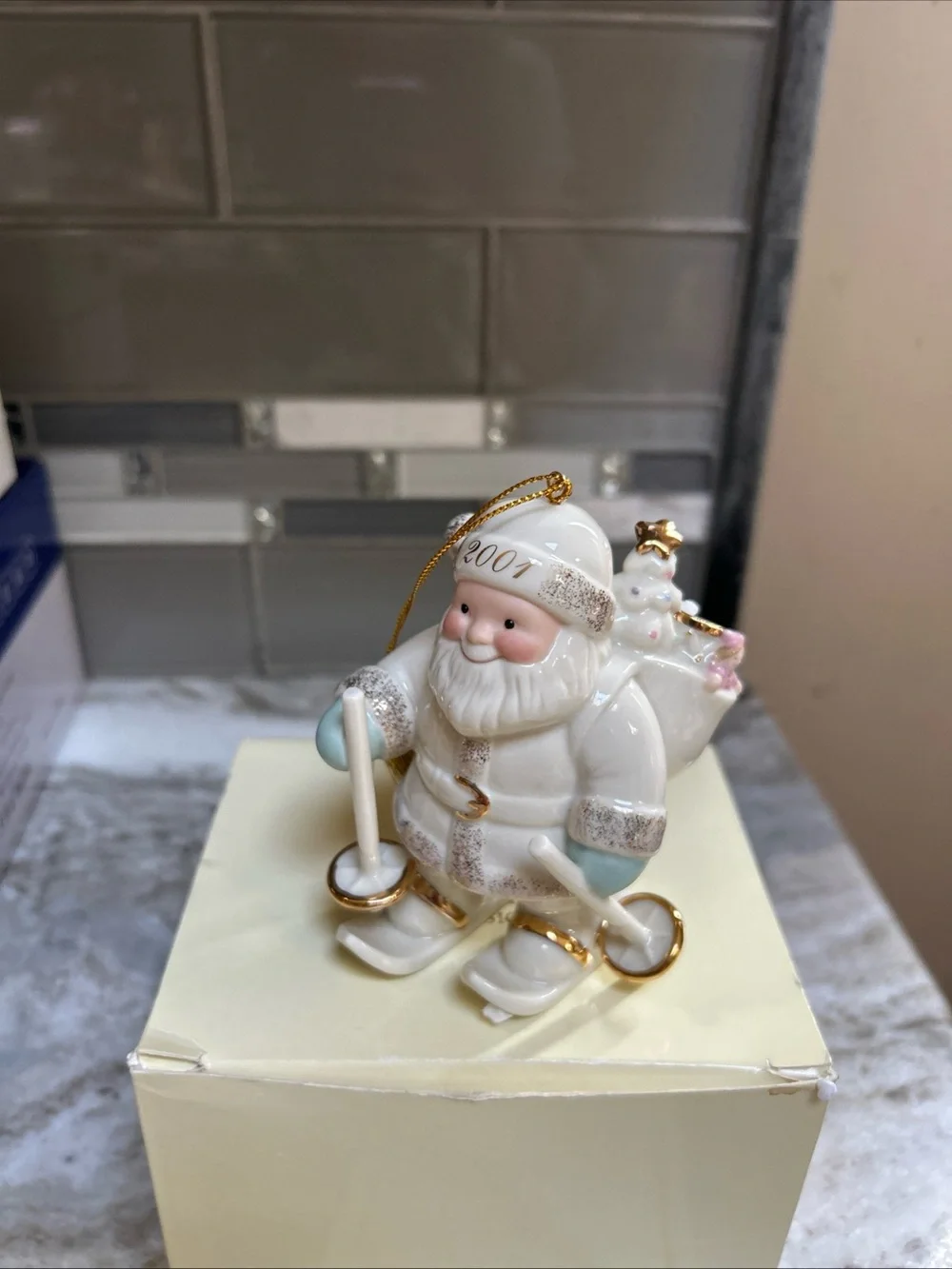 Lenox 2001 Santa's Downhill Skiing Delivery A+ Ornament New Box 85$  ceramic